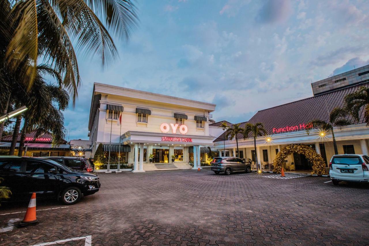 Capital O 534 Sriwijaya Hotel Jakarta Eksteriør billede